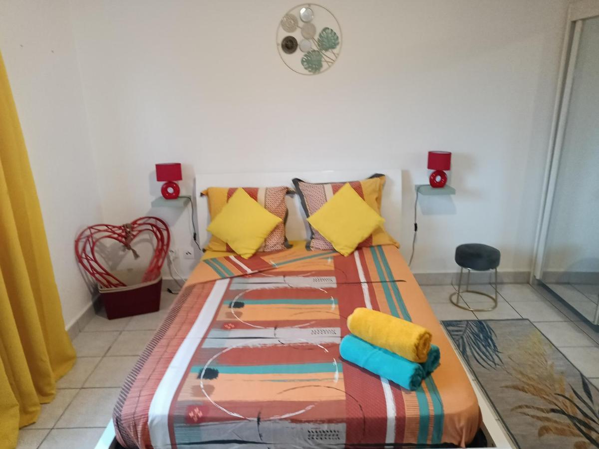 Entre Mer Et Montagne, Appartement Climatise, Vue Mer, Wifi Sainte-Marie Exteriör bild
